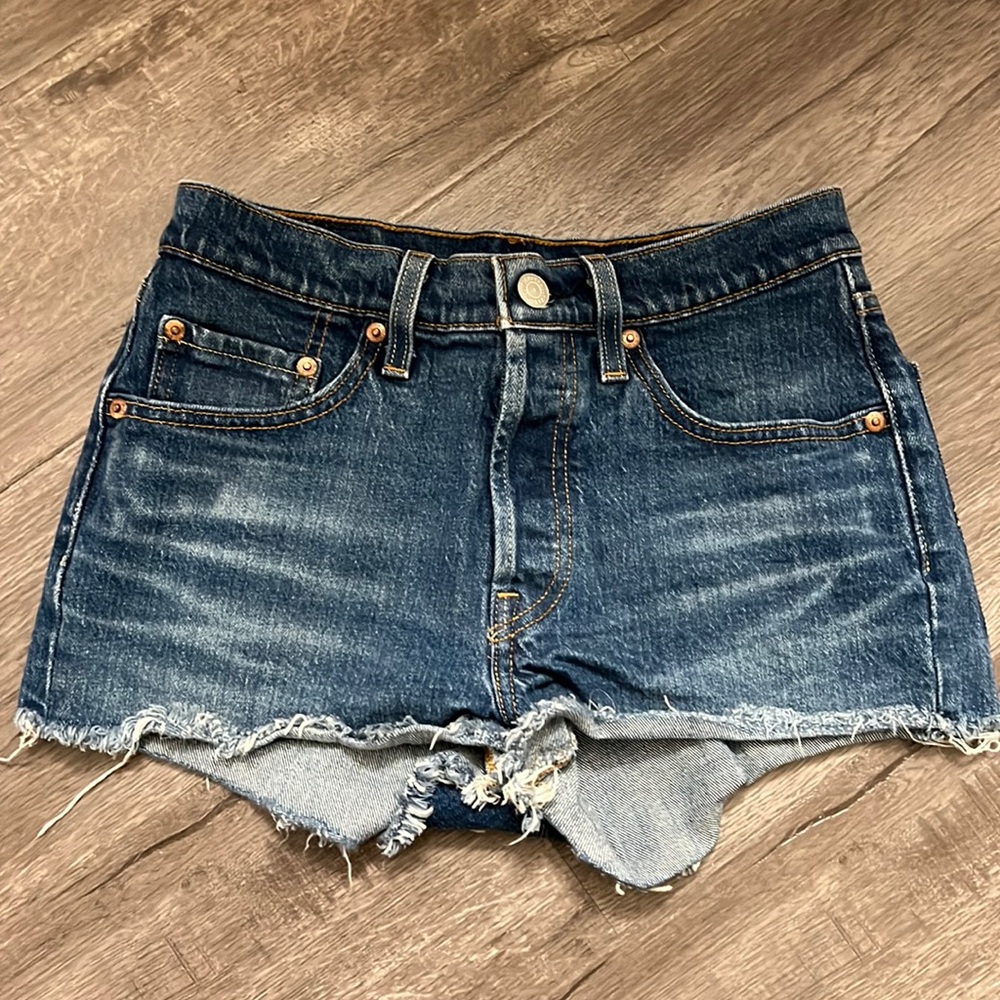 Levi Jean Shorts